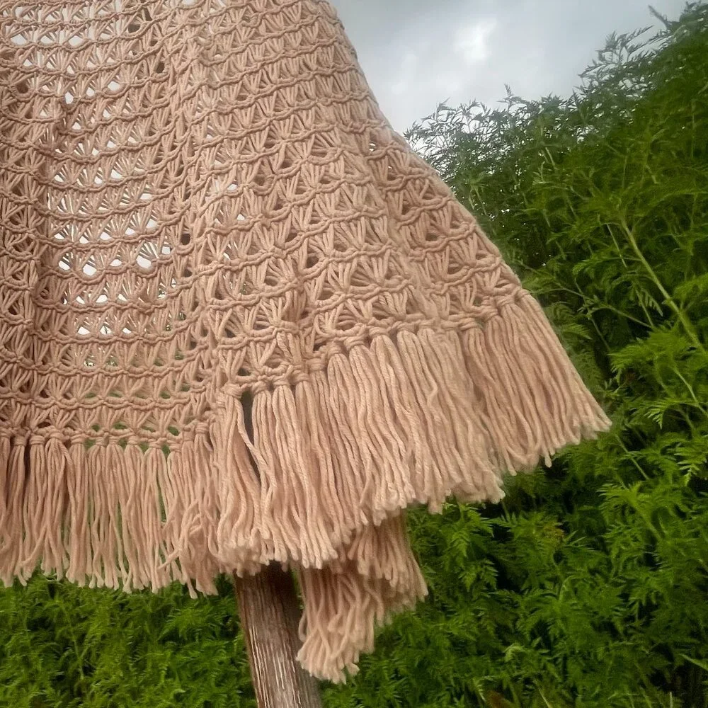 NEW Dreamy Boho One-Size Warm Bone/Cream Cozy Handmade Crochet Fringe Shawl/Cape - Picture 12 of 16